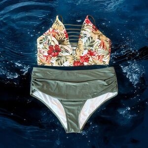 Tropical 2 Piece Plus Size